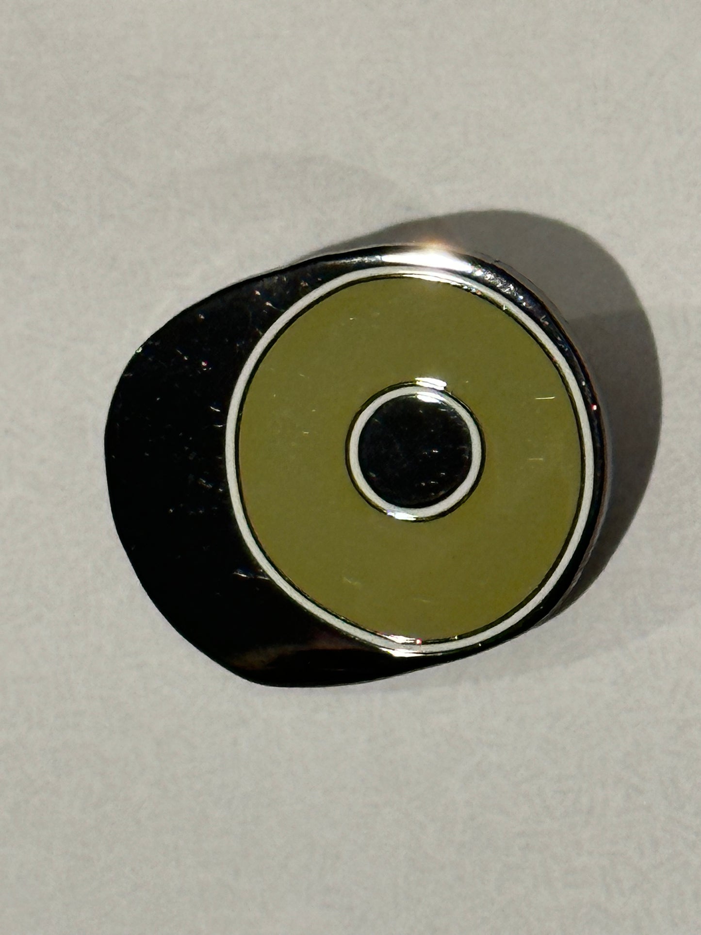 Enamel Pin Letter O